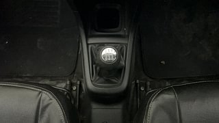 Used 2013 Maruti Suzuki Swift [2011-2017] VXi Petrol Manual interior GEAR  KNOB VIEW