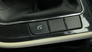 Used 2022 Skoda Slavia Style 1.5L TSI AT Petrol Automatic top_features Ventilated seats