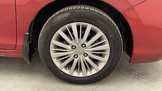 Used 2021 Honda City V CVT Petrol Automatic tyres RIGHT FRONT TYRE RIM VIEW
