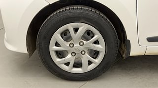 Used 2019 Hyundai Grand i10 [2017-2020] Magna 1.2 Kappa VTVT Petrol Manual tyres LEFT FRONT TYRE RIM VIEW