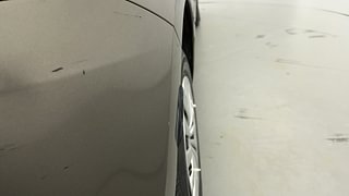 Used 2019 Maruti Suzuki Swift [2017-2021] VXI AMT Petrol Automatic dents MINOR DENT