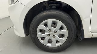 Used 2015 Hyundai Elite i20 [2014-2018] Magna 1.2 Petrol Manual tyres LEFT FRONT TYRE RIM VIEW