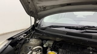 Used 2012 Nissan Sunny [2011-2014] XL Diesel Diesel Manual engine ENGINE RIGHT SIDE HINGE & APRON VIEW