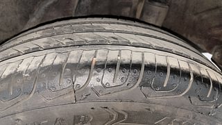 Used 2015 Honda Amaze [2013-2016] 1.2 VX i-VTEC Petrol Manual tyres LEFT REAR TYRE TREAD VIEW