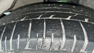 Used 2022 Toyota Innova Crysta 2.7 GX 7 STR Petrol Manual tyres RIGHT FRONT TYRE TREAD VIEW