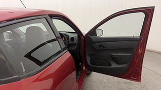 Used 2016 Renault Kwid [2015-2019] RXT Petrol Manual interior RIGHT FRONT DOOR OPEN VIEW