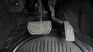 Used 2016 Maruti Suzuki Wagon R 1.0 [2015-2019] VXI AMT Petrol Automatic interior PEDALS VIEW