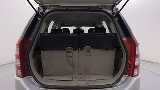 Used 2015 Mahindra XUV500 W6 Diesel Manual interior DICKY INSIDE VIEW