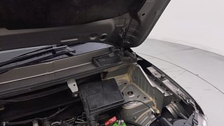 Used 2019 Renault Kwid [2015-2019] 1.0 RXT AMT Opt Petrol Automatic engine ENGINE LEFT SIDE HINGE & APRON VIEW