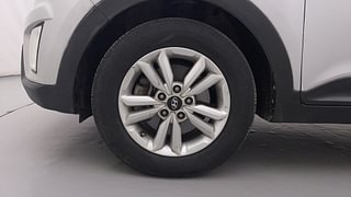 Used 2016 Hyundai Creta [2015-2018] 1.6 SX Plus Auto Diesel Automatic tyres LEFT FRONT TYRE RIM VIEW