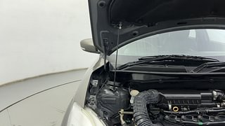 Used 2019 Maruti Suzuki Swift [2017-2021] VXI AMT Petrol Automatic engine ENGINE RIGHT SIDE HINGE & APRON VIEW