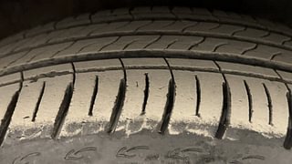 Used 2021 Honda City V CVT Petrol Automatic tyres RIGHT FRONT TYRE TREAD VIEW