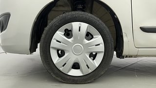 Used 2016 Maruti Suzuki Wagon R 1.0 [2015-2019] VXI AMT Petrol Automatic tyres LEFT FRONT TYRE RIM VIEW