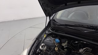 Used 2012 Hyundai Verna [2011-2015] 1.6 VTVT SX Opt CNG (Outside Fitted) Petrol+cng Manual engine ENGINE RIGHT SIDE HINGE & APRON VIEW