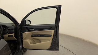 Used 2019 Honda Amaze [2018-2021] 1.2 VX i-VTEC Petrol Manual interior RIGHT FRONT DOOR OPEN VIEW