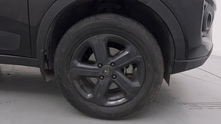 Used 2022 Tata Nexon XZA Plus HS Dark Edition AMT Petrol Petrol Automatic tyres RIGHT FRONT TYRE RIM VIEW