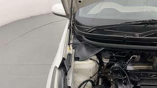 Used 2015 Hyundai Elite i20 [2014-2018] Magna 1.2 Petrol Manual engine ENGINE RIGHT SIDE HINGE & APRON VIEW