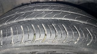 Used 2020 honda Amaze 1.2 VX CVT i-VTEC Petrol Automatic tyres RIGHT FRONT TYRE TREAD VIEW