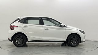 Used 2022 Hyundai New i20 Sportz 1.2 IVT Petrol Automatic exterior RIGHT SIDE VIEW