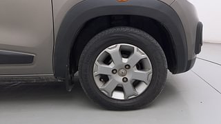 Used 2017 Renault Kwid [2017-2019] CLIMBER 1.0 Petrol Manual tyres RIGHT FRONT TYRE RIM VIEW