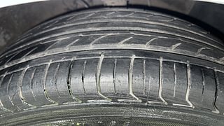 Used 2018 Hyundai Elite i20 [2018-2020] Asta CVT Petrol Automatic tyres RIGHT FRONT TYRE TREAD VIEW