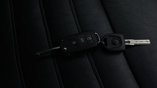 Used 2020 Volkswagen Polo Highline Plus 1.0L TSI Petrol Manual extra CAR KEY VIEW