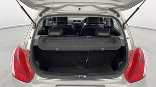 Used 2017 Maruti Suzuki Swift [2011-2017] VDi Diesel Manual interior DICKY INSIDE VIEW