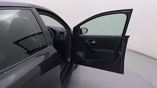 Used 2020 Volkswagen Polo Highline Plus 1.0L TSI Petrol Manual interior RIGHT FRONT DOOR OPEN VIEW