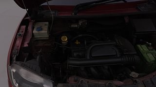Used 2017 Renault Kwid [2017-2019] RXT 1.0 SCE Special Petrol Manual engine ENGINE RIGHT SIDE VIEW