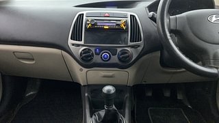 Used 2013 Hyundai i20 [2012-2014] Magna 1.2 Petrol Manual interior MUSIC SYSTEM & AC CONTROL VIEW