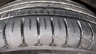 Used 2022 Toyota Glanza V Petrol Manual tyres RIGHT FRONT TYRE TREAD VIEW
