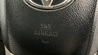 Used 2022 Toyota Innova Crysta 2.7 GX 7 STR Petrol Manual top_features Knee airbags