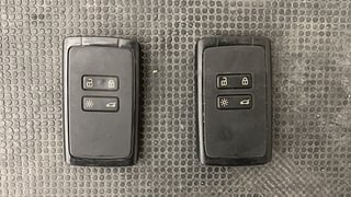 Used 2022 Renault Kiger RXZ 1.0 Turbo MT Petrol Manual extra CAR KEY VIEW