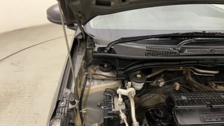 Used 2019 Honda Amaze [2018-2021] 1.2 VX i-VTEC Petrol Manual engine ENGINE RIGHT SIDE HINGE & APRON VIEW