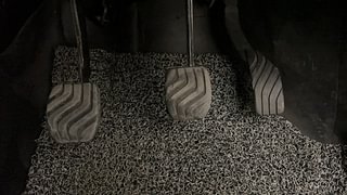 Used 2021 Renault Kwid RXL 1.0 SCE Petrol Manual interior PEDALS VIEW