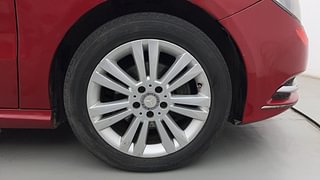 Used 2012 Mercedes-Benz B-Class [2012-2015] B180 Sport Petrol Petrol Automatic tyres RIGHT FRONT TYRE RIM VIEW