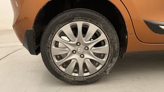 Used 2018 Maruti Suzuki Baleno [2015-2019] Alpha Petrol Petrol Manual tyres RIGHT REAR TYRE RIM VIEW