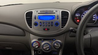 Used 2015 hyundai i10 Sportz 1.1 Petrol Petrol Manual interior MUSIC SYSTEM & AC CONTROL VIEW