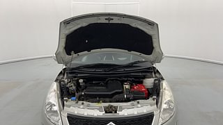 Used 2017 Maruti Suzuki Swift [2011-2017] VDi Diesel Manual engine ENGINE & BONNET OPEN FRONT VIEW