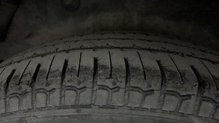 Used 2015 hyundai i10 Sportz 1.1 Petrol Petrol Manual tyres RIGHT REAR TYRE TREAD VIEW