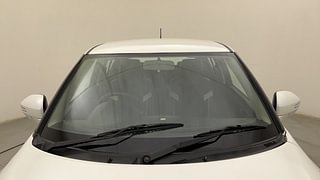 Used 2013 Maruti Suzuki Swift [2011-2017] VXi Petrol Manual exterior FRONT WINDSHIELD VIEW
