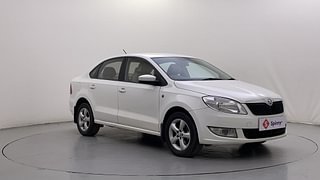 Used 2015 Skoda Rapid [2011-2016] Ambition 1.6 MPI MT Petrol Manual exterior RIGHT FRONT CORNER VIEW