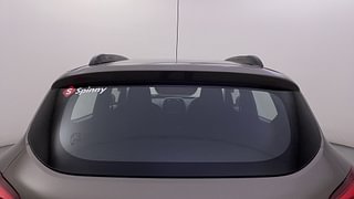 Used 2017 Renault Kwid [2015-2019] 1.0 RXT AMT Opt Petrol Automatic exterior BACK WINDSHIELD VIEW