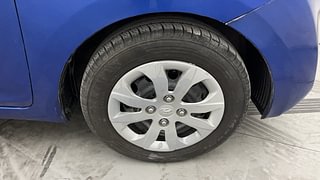 Used 2014 Hyundai Eon [2011-2018] Magna + Petrol Manual tyres RIGHT FRONT TYRE RIM VIEW