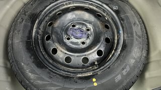 Used 2019 Maruti Suzuki Swift [2017-2021] VXI AMT Petrol Automatic tyres SPARE TYRE VIEW