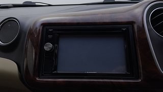 Used 2015 Honda Mobilio [2014-2017] V Petrol Petrol Manual top_features Integrated (in-dash) music system