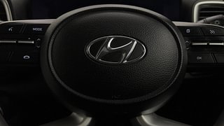 Used 2022 Hyundai Venue [2019-2022] SX 1.0 (O) Turbo iMT Petrol Manual top_features Airbags