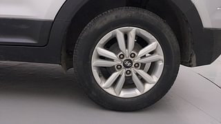 Used 2016 Hyundai Creta [2015-2018] 1.6 SX Plus Auto Diesel Automatic tyres LEFT REAR TYRE RIM VIEW