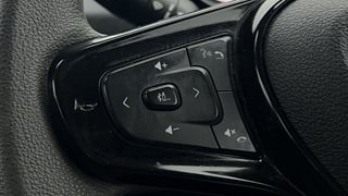 Used 2021 Tata Nexon XM S Petrol Petrol Manual top_features Steering mounted controls