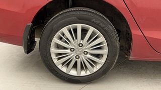 Used 2021 Honda City V CVT Petrol Automatic tyres RIGHT REAR TYRE RIM VIEW